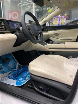 بي واي دي كوين L DM-i